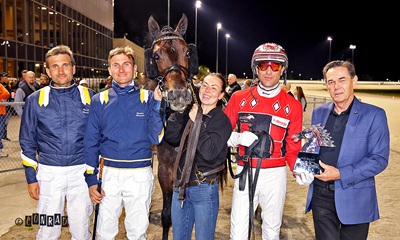 Con Dexter Dunn Super Chapter vola in 1.08.6 nel Dayton Trotting Derby: vittoria e doppio record