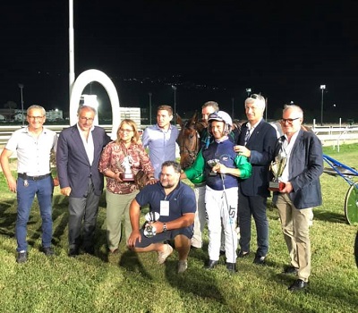 Il superbo staff della principessa Audrey Effe
